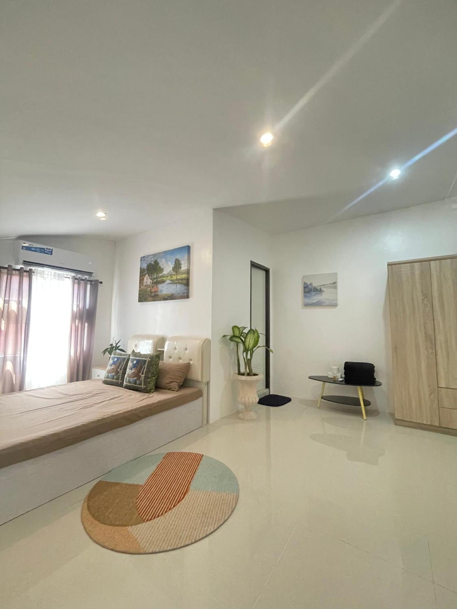 The Penthouse Suite Lapu-Lapu City Eksteriør billede