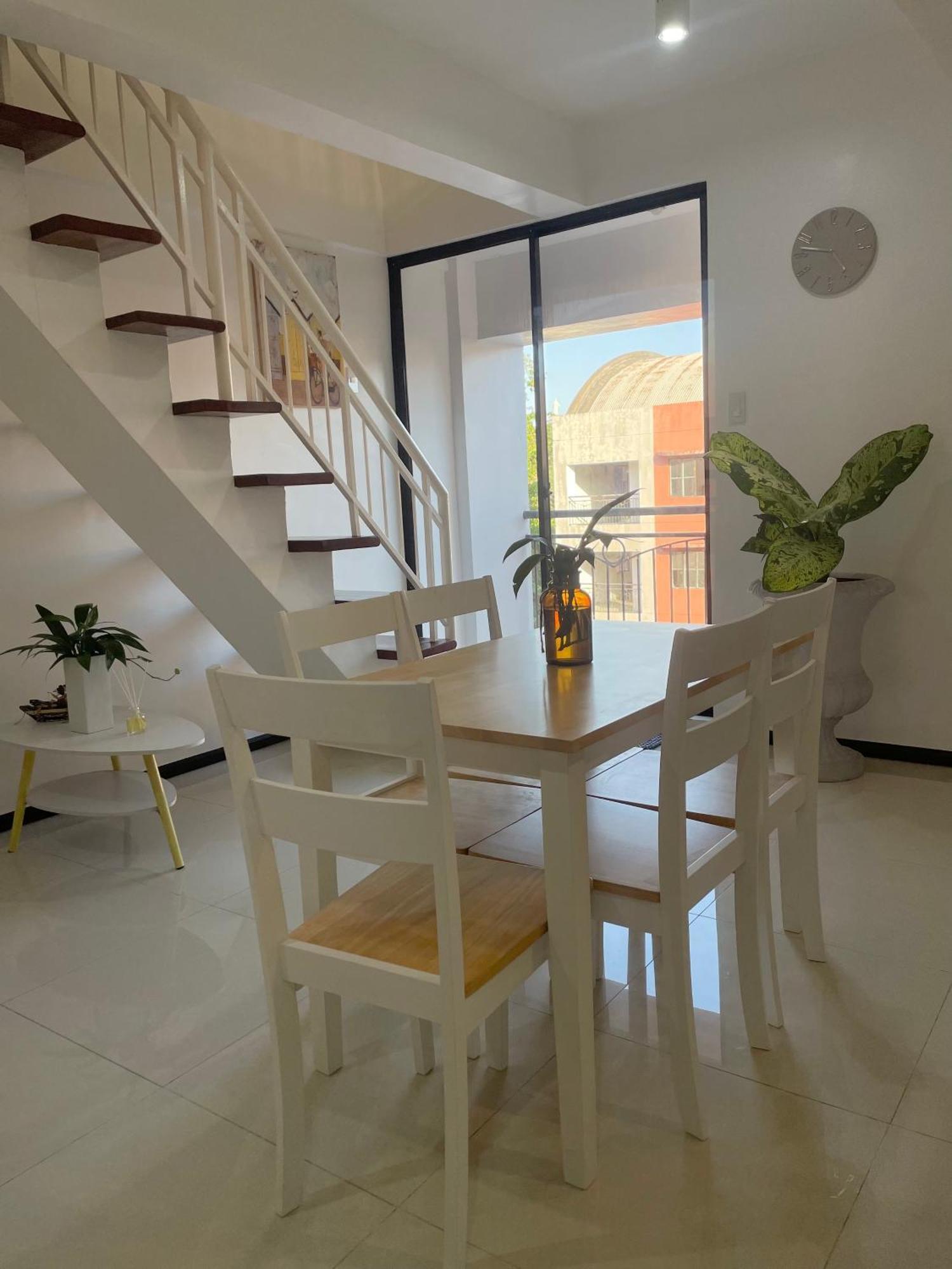 The Penthouse Suite Lapu-Lapu City Eksteriør billede